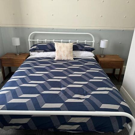 4 Large Bedroom Apartment In The City Hastings Exterior foto