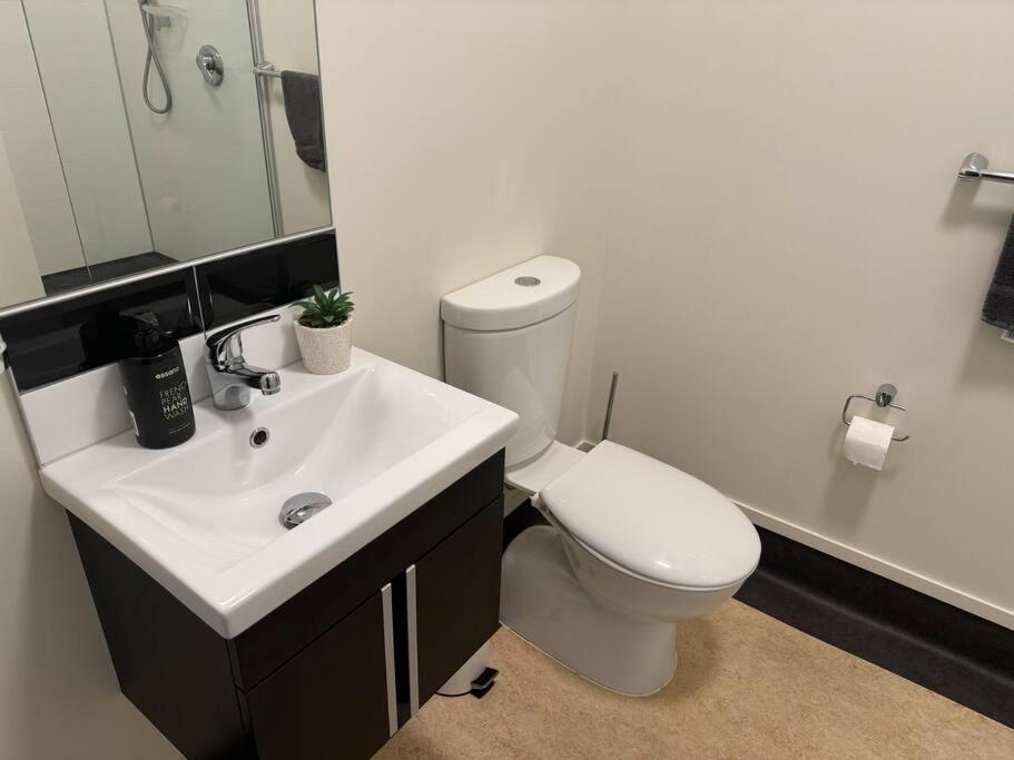 4 Large Bedroom Apartment In The City Hastings Exterior foto